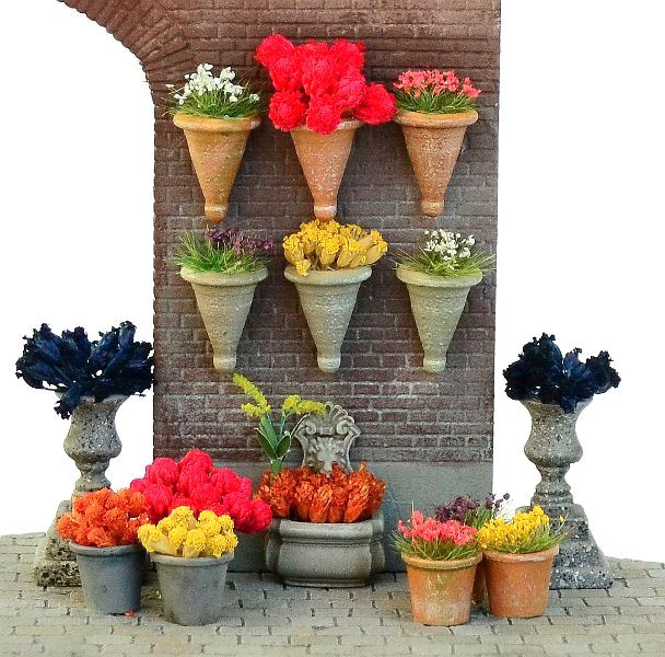 Flower Pot Set / Kvetináče (15ks)